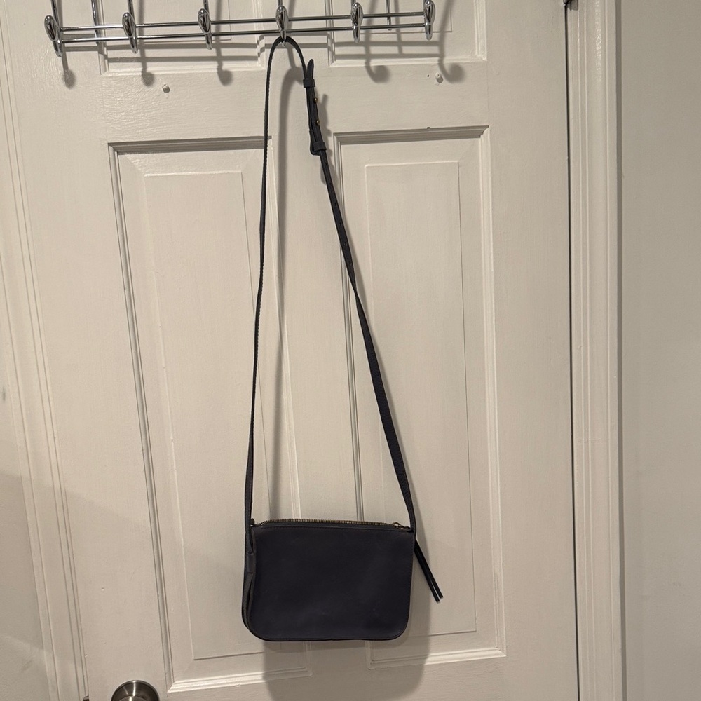 Madewell adjustable Navy cross body bag - Picture 2 of 7